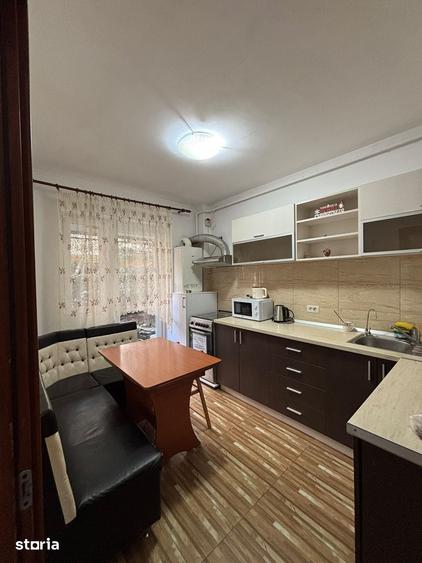 Proprietar vand apartament 2 camere cu curte proprie 113 mp - 2