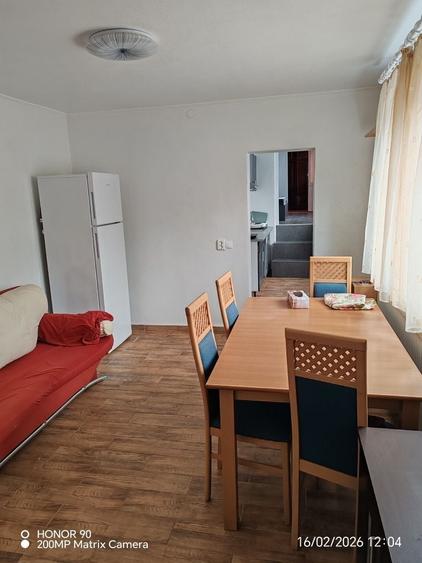 Casă cu 3 camere cu Teren 180 Mp în Central