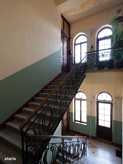 Apartament cu 4 camere în Ultracentral