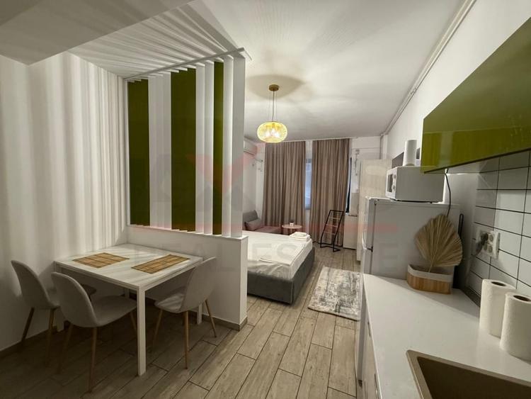 Garsonieră decomandată, mobilată în Mamaia-Sat