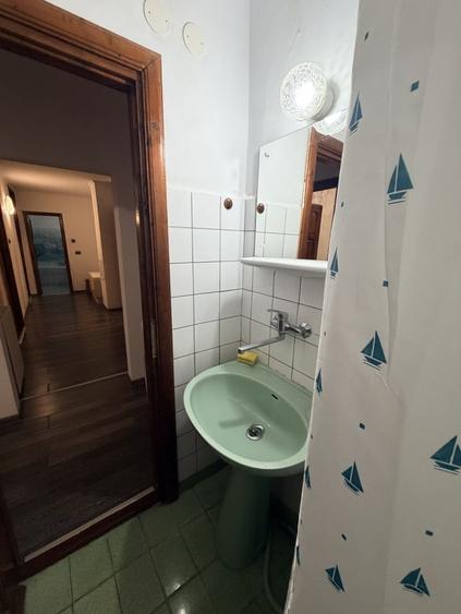 Apartament cu 4 camere decomandat, mobilat în 1 Mai