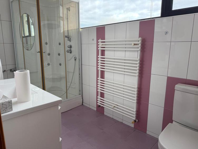 Duplex cu 5 camere cu Canalizare în Ghencea