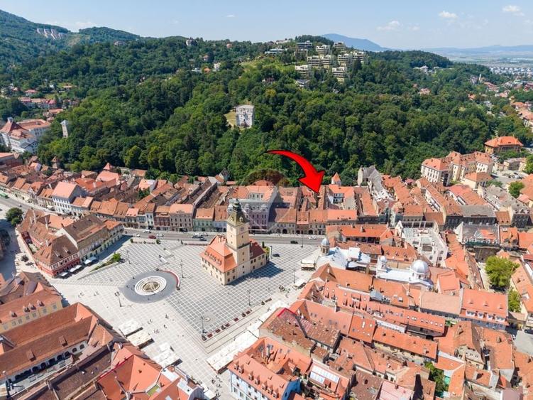 Apartament cu 2 camere semidecomandat, mobilat în Centrul Istoric