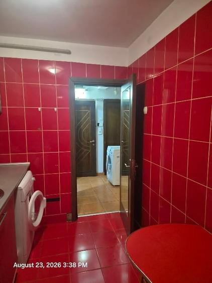 Apartament cu 2 camere decomandat în Eroii Revoluției