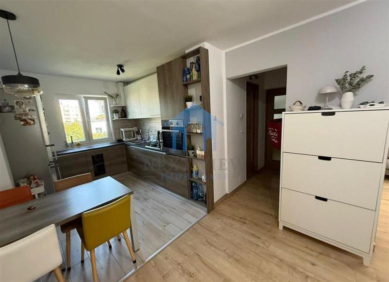 Apartament cu 4 camere decomandat în Mănăștur
