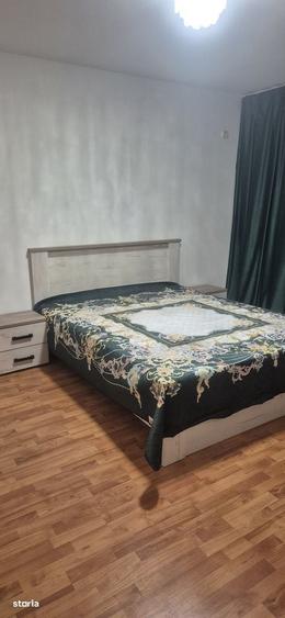 Apartament cu 2 camere decomandat în Splaiul Unirii
