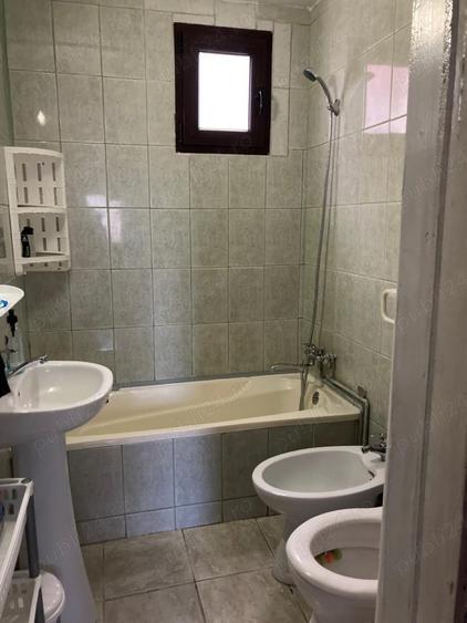 Casă cu 4 camere cu Teren 145 Mp în Lupeni