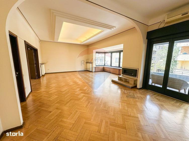Spațiu comercial, de 253 mp, în Central