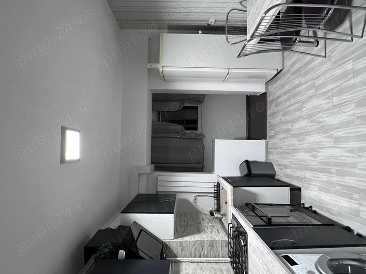 Apartament cu 2 camere decomandat în Apărătorii Patriei