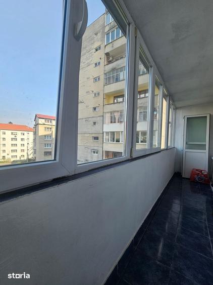 Ap.DECOMMANDAT 2 camere/ balcon Bdul Mihai Viteazu Et.3 - 2