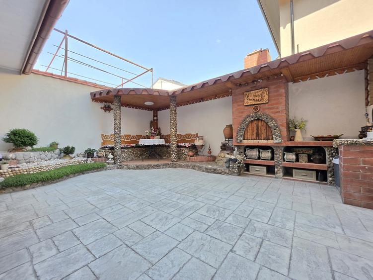 Casă individuală cu 2 camere cu Teren 200 Mp în Muncii