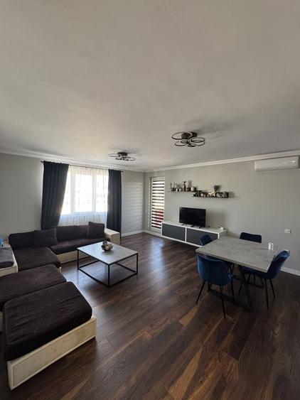 Apartament cu 2 camere în Florești