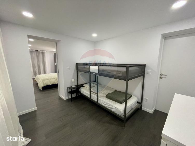 Casă cu 4 camere cu Teren 1397 Mp în Poiana