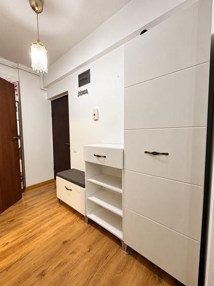 Apartament cu 2 camere în Mihai Bravu