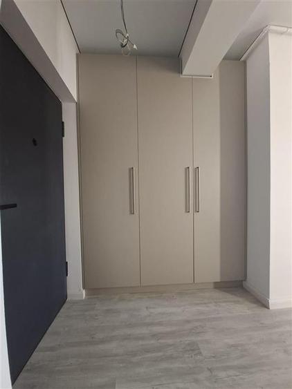 Apartament cu 2 camere decomandat în Vișani