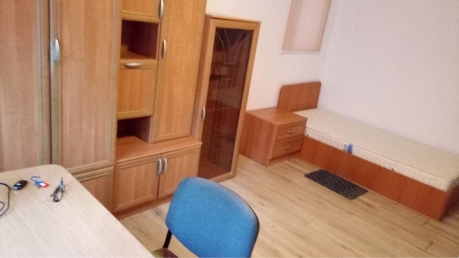 Garsonieră decomandată în 7 Noiembrie