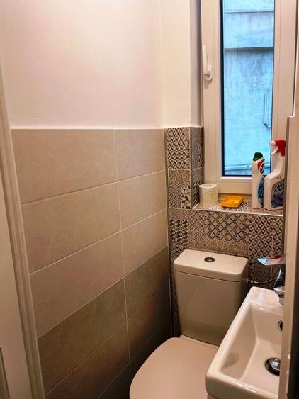 Apartament cu 3 camere semidecomandat în Unirii