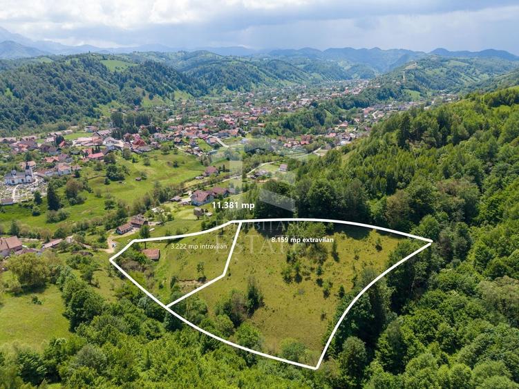 Teren Construcții intravilan de 11381 mp, în Moieciu