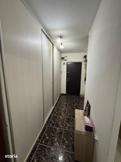 Garsonieră decomandată în Tineretului