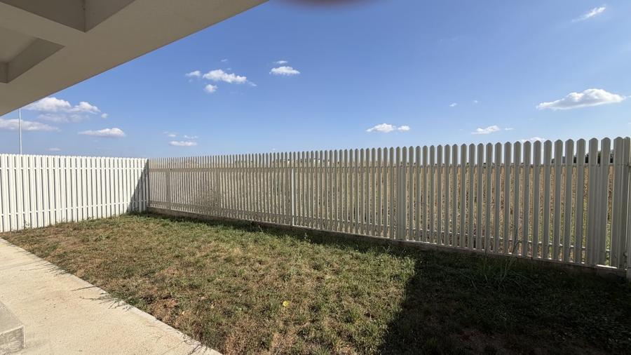 2 camere cu grădină privată de 50 mp de închiriat în Tunari  parcare inclusa - 9