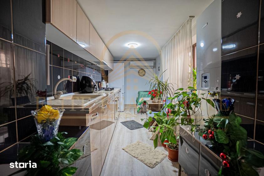 Casă cu 4 camere cu Teren 150 Mp în Trocadero