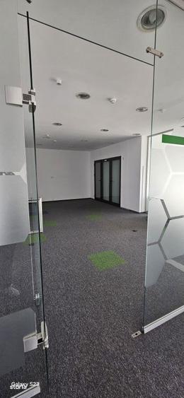 Spațiu comercial, de 299.7 mp, în Băneasa