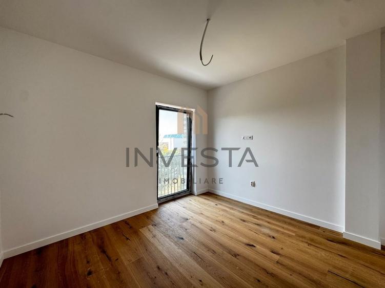 Casă individuală cu 5 camere cu Canalizare în Făget