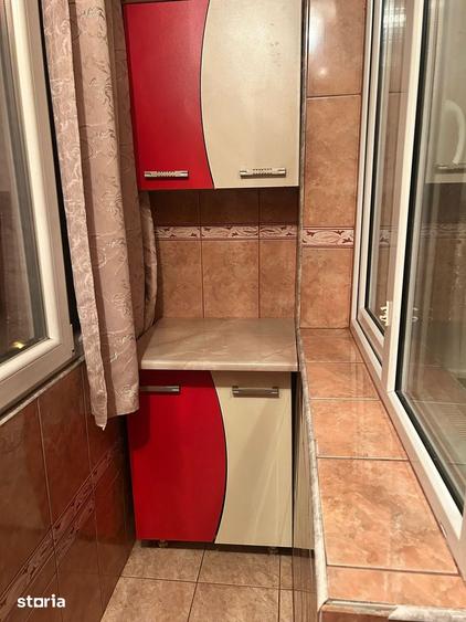Apartament cu 4 camere în Micro 39