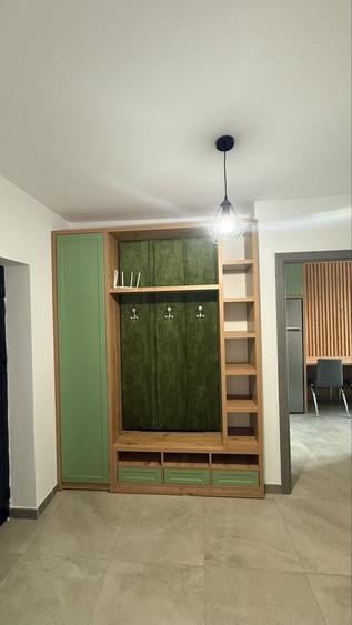 Garsonieră decomandată în Central