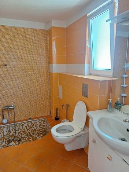 Casă cu 4 camere în Bogonos