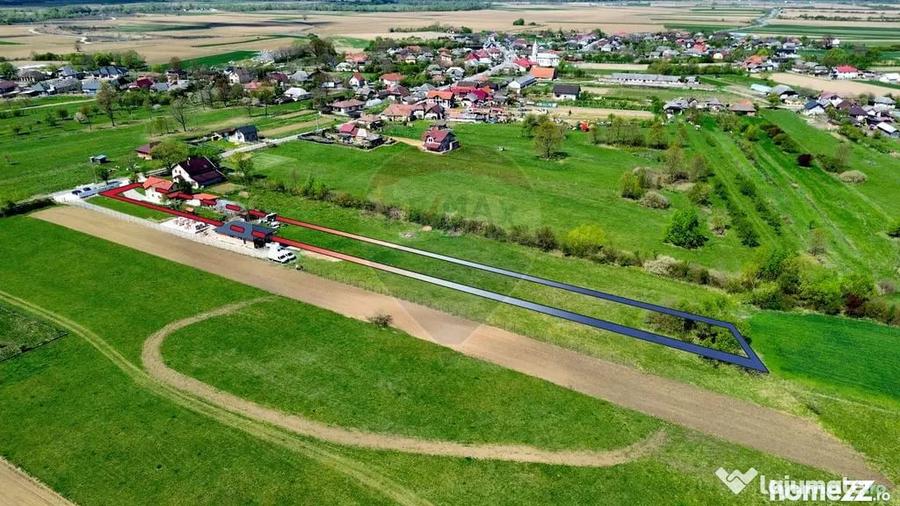 Casă cu 4 camere cu Teren 2900 Mp în Colțirea
