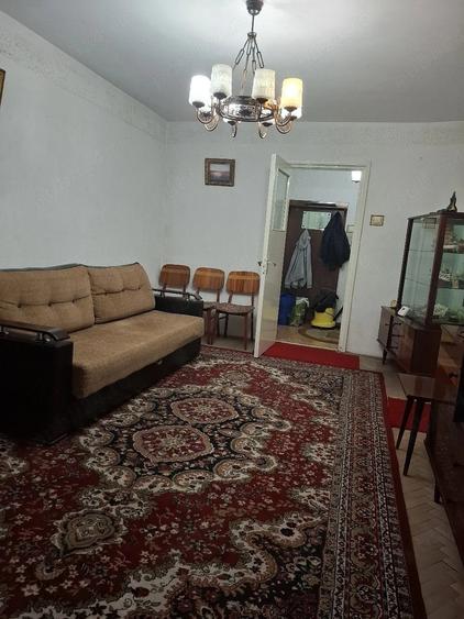 Apartament cu 2 camere decomandat în Ultracentral