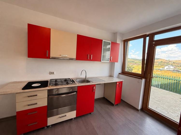 Casă individuală cu 4 camere cu Teren 460 Mp în Micești