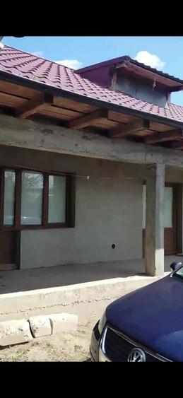 Vind casa la tara - 7