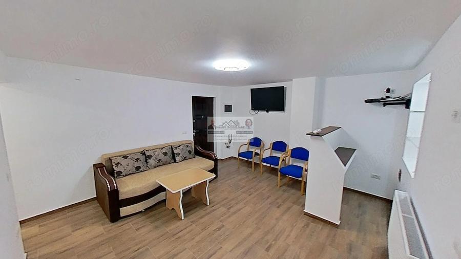 Apartament cu 3 camere semidecomandat în Vest
