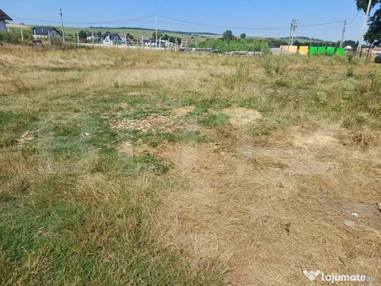Teren de vanzare intravilan, 808 mp, zona Costana - 3
