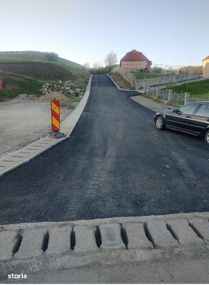 Teren de 900 mp, în Săndulești
