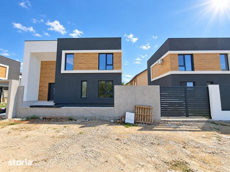 Casa/Vila Parter + 1Etaj/4 camere/Com.Berceni/Comision 0% - 3