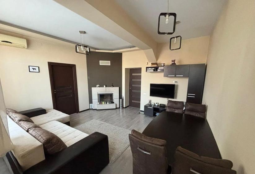 Apartament cu 3 camere decomandat în 1 Mai