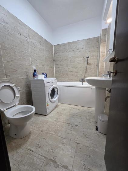 Apartament cu 2 camere semidecomandat în Dobroești