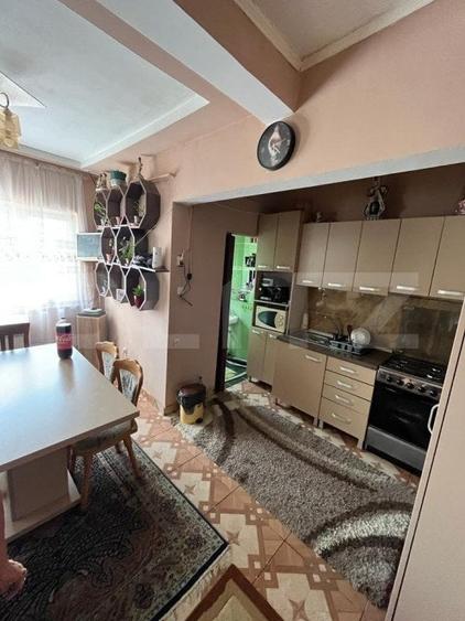 Casă individuală cu 5 camere cu Garaj în Nord