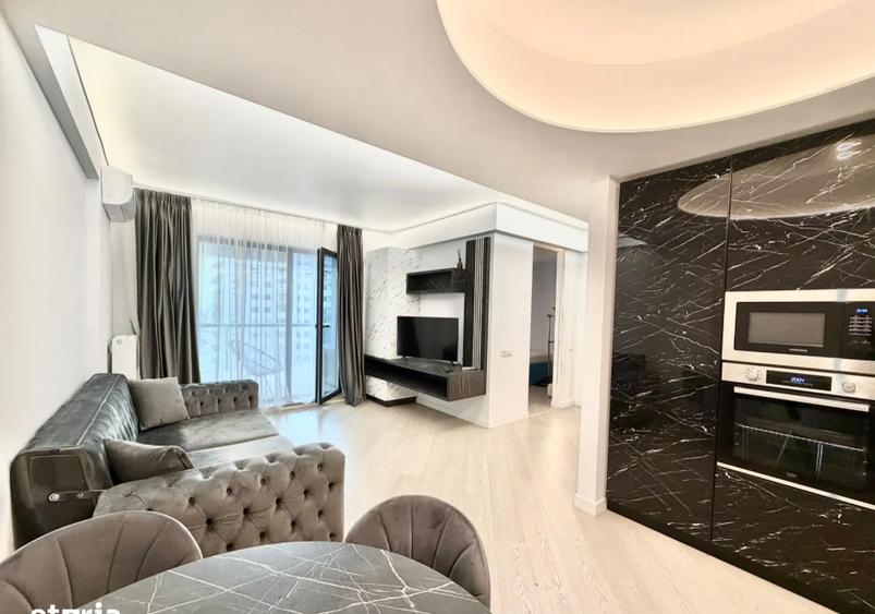 Apartament cu 3 camere semidecomandat în Pipera