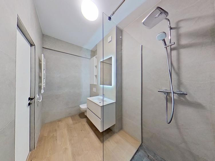 Apartament cu 2 camere semidecomandat în Grozăvești
