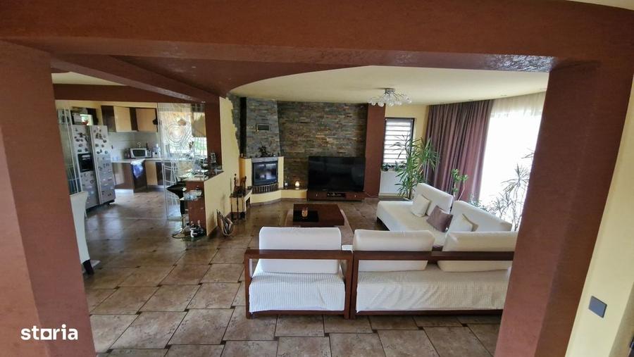 Vila zona Bucium - 8
