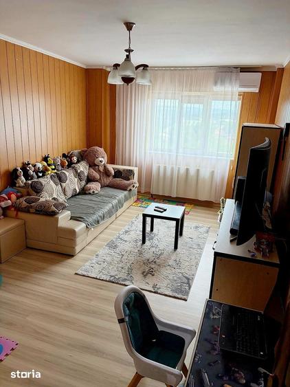 Apartament cu 4 camere în Central