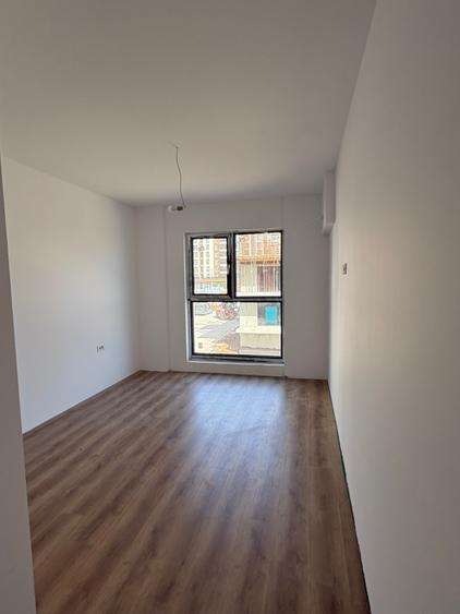 Apartament cu 2 camere decomandat în Olteniței