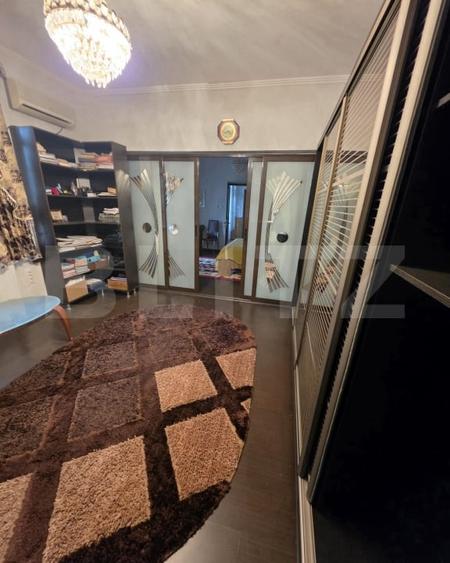 Casă individuală cu 6 camere cu Canalizare în Tecuci