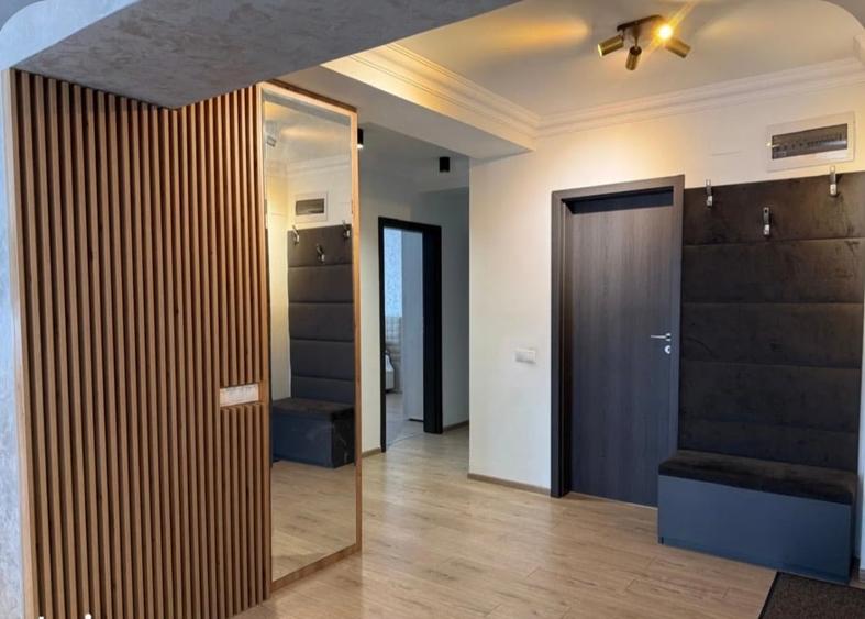Apartament cu 4 camere nedecomandat în Drumul Taberei