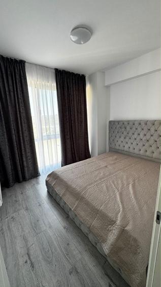 Apartament cu 3 camere semidecomandat în Lunca Cetățuii