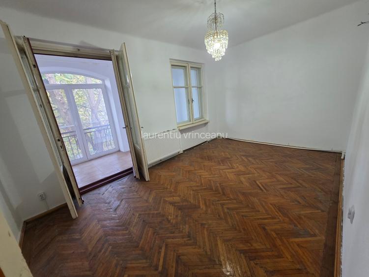 Apartament 2 camere strada Garii , etaj 2